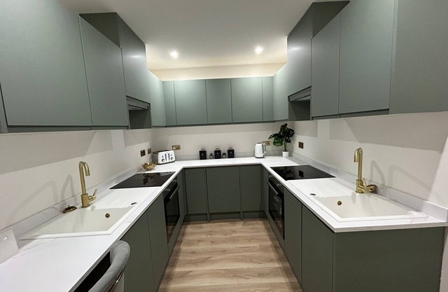 Modern One Bedroom Apartment in Harrow