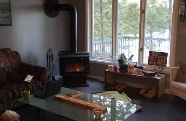 Modern Private Cottage on Quiet Tranquil Lake