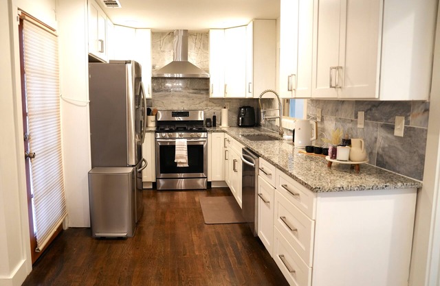 Modern-Retreat-Attlanta house/4bedrooms/petfriendly