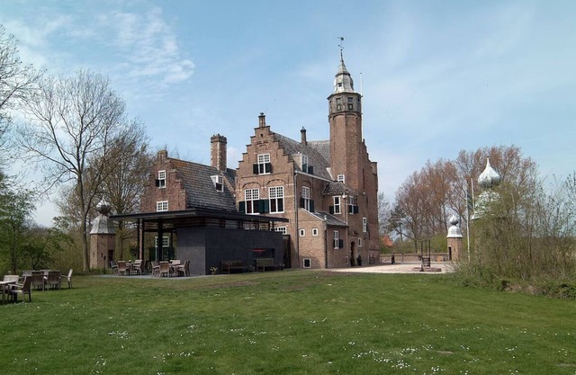 Modern Room w/ Terrace Ideal for Nature Lovers Near Museum Burghse Schoole