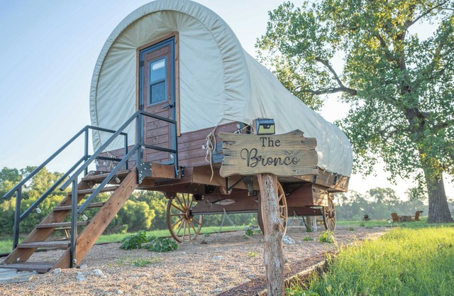 Modern Rustic West Wagon Spacious Views