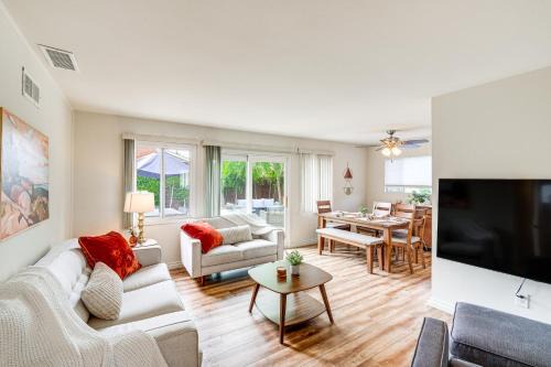 Modern San Diego Bungalow with Yard - 5 Mi to Beach!
