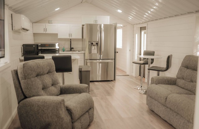 Modern Secluded Riverfront Cabin