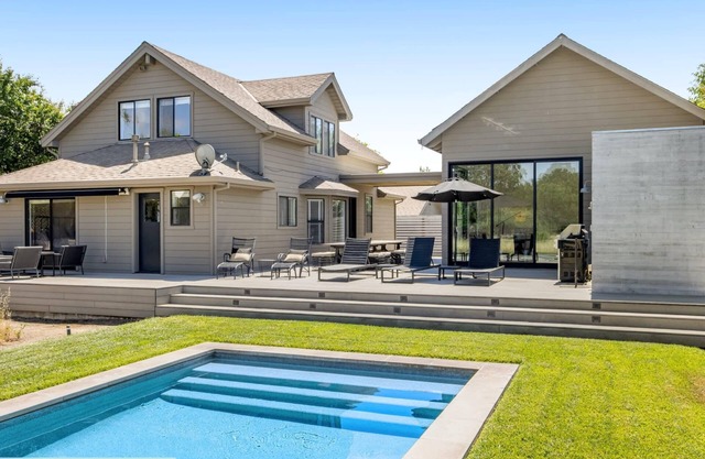 Modern Sonoma Home w Private Pool & Vineyard Views