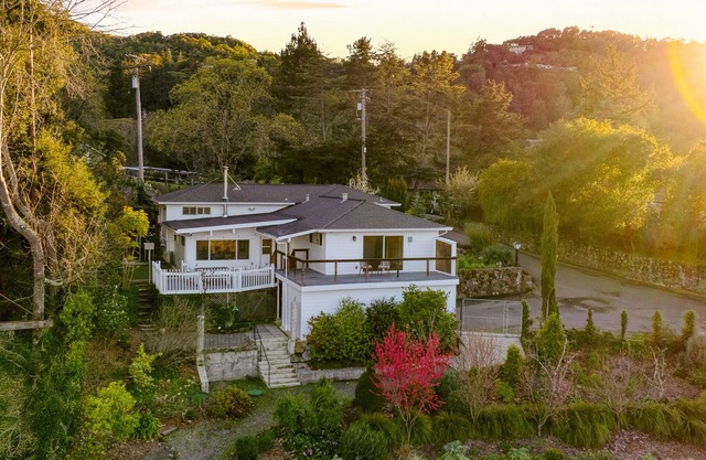 Modern Sonoma Stay w/ Spacious Deck, Views & Prime Location | Bennett