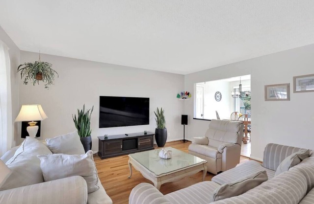 Modern, spacious 3 BR/2 BA in Speedway w/beautiful outdoor deck and landscaping