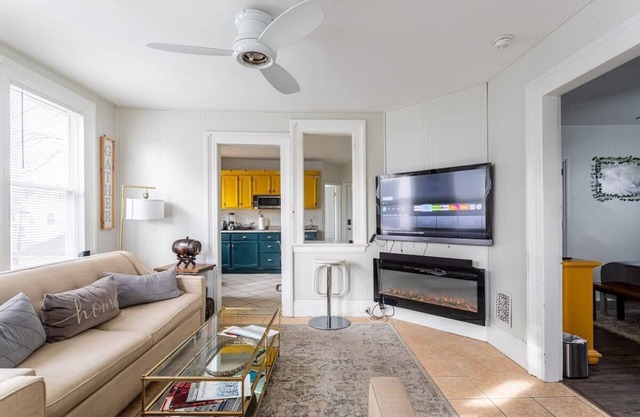 Modern + Spacious 5BR/2BA Home, Renovated Backyard