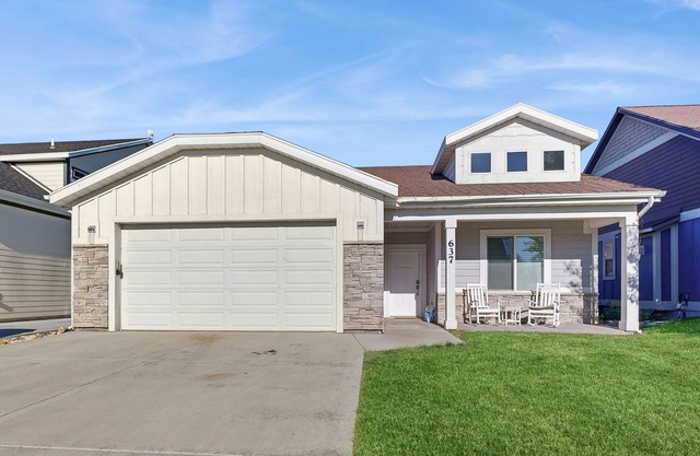 Modernes, geräumiges Haus mit Zugang zum Gemeinschaftspool in der Nähe des Bear Lake State Park!