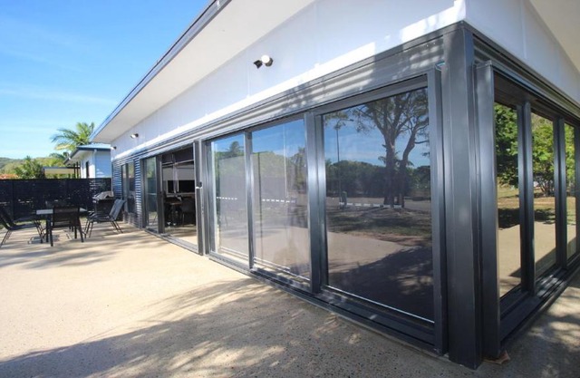 Modern Stay On The Bay