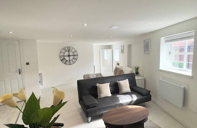 Modern Studio Apartment