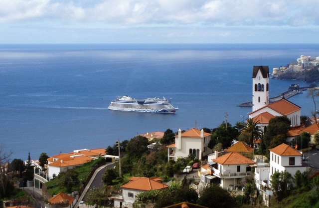 Moderne Studio-Wohnung in Funchal