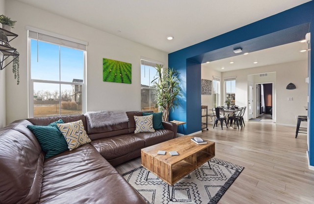 Modern & Stunning Home near Breweries and Old Town