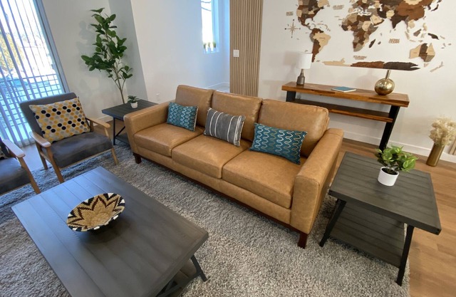 Modern Townhouse Near Hill AFB
