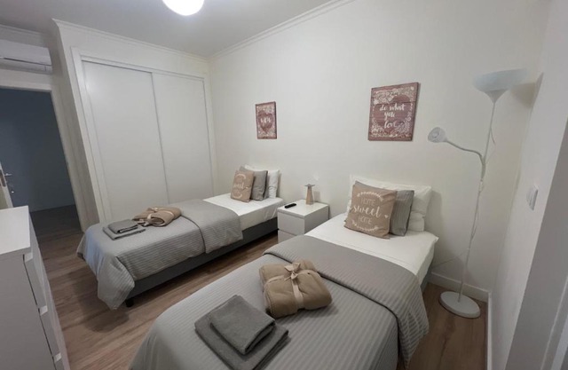 Modern Twin Room with a balcony
