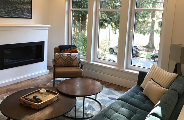 Modern two bedroom apartment in the heart of the Commercial Drive.