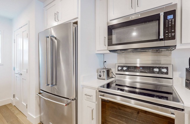 Modern, updated 2-story townhomes with lake views