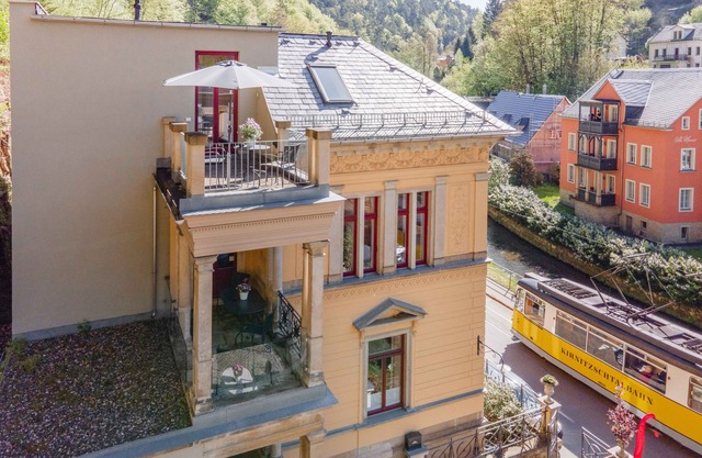 Moderne Ferienwohnung 5 in der Villa Emma für 2 Personen