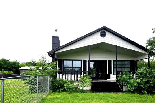 Modern Vacation Rental near Lake Fork for a Fantastic Family Getaway in Texas