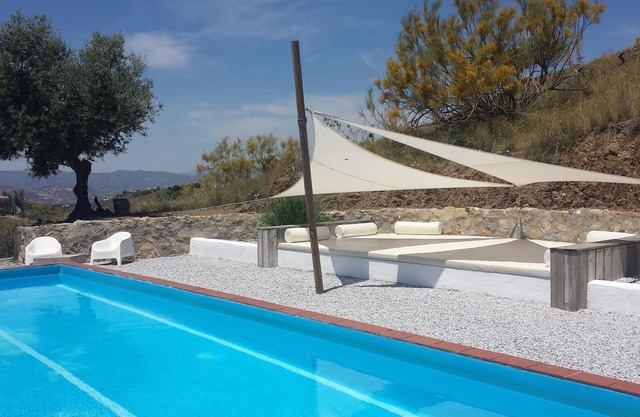 Moderne Villa, großer Pool, fantastische Aussicht