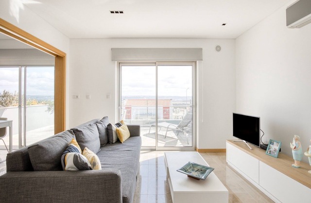 Ferienhaus in Salir do Porto mit Pool