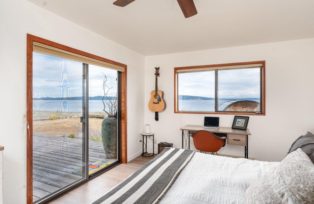 Modern West Coast inspired home with outdoor sauna & shower-Steps from the ocean