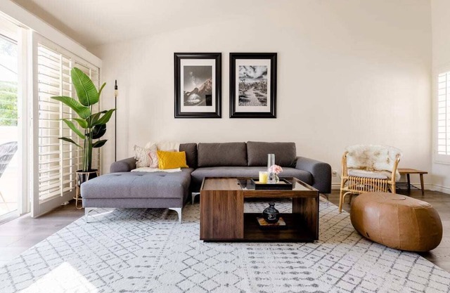 Modern x Boho Home w/ Pools | Gym | Golf Course| Tennis