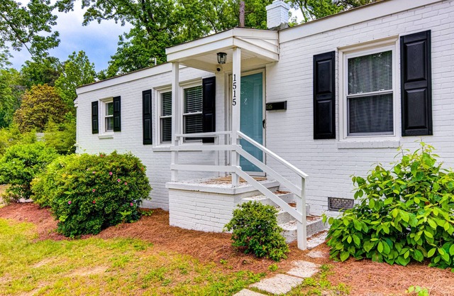 Modern☆Cheerful 2 Bedroom☆Minutes to Downtown