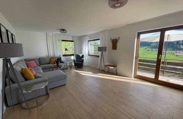 🏡🏡 Neu renovierte Ferienwohnung, ideal für Familien in direkter Waldrandlage.