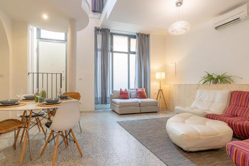 Moderno Loft a due passi dal lago