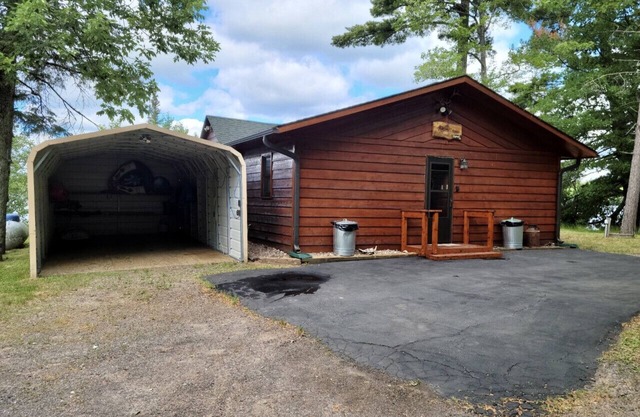 Moe's Dream on Tiger Cat Flowage