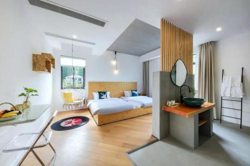 Moganshan Moshe Yujia River Tracing Family Pool Bed and Breakfast