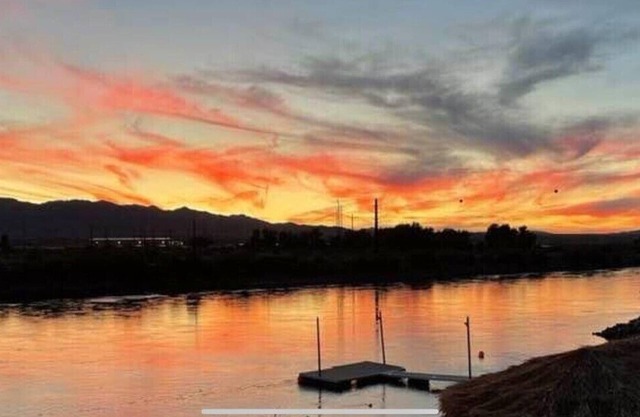 Mohave Valley, River front, beach, water view, pickleball