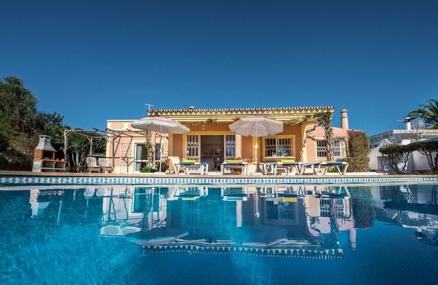 Moinho -Delightful villa in Quinta dos Alamos with private pool