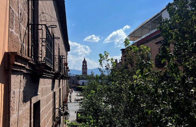 Monarca House