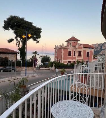 Mondello Sunshine Apartment