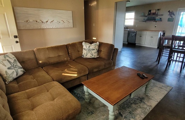 Monroe Bungalow - Port O'Connor