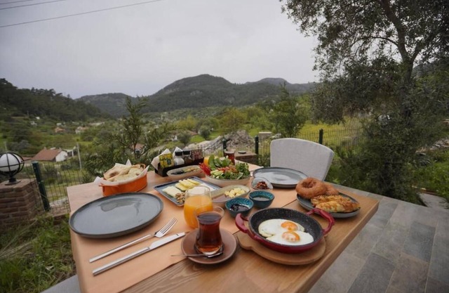 Mons Casa Boutique Hotel