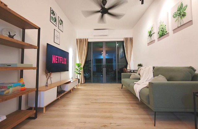 Monstera Meritus Homestay - Penang Butterworth Prai 1-8PAX