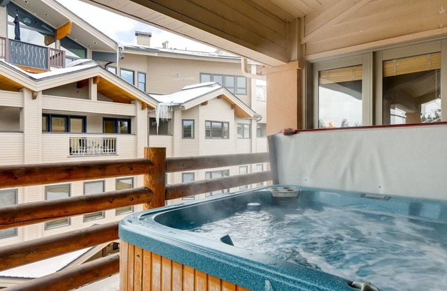 Mont Cervin #33 by AvantStay | Luxury Ski in Ski out home in Park City!