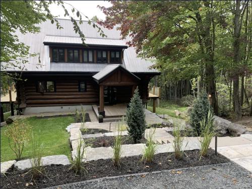Mont-Tremblant Mountain View Chalet