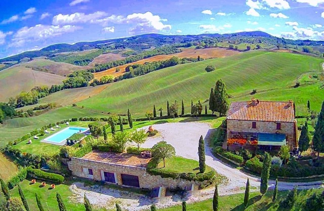 Montalcino, Villa mit herrlichem Panorama!