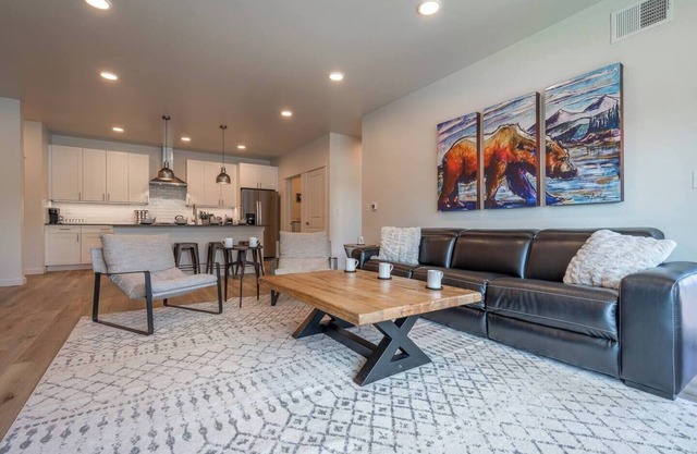 Montana Modern Luxury Condo: A Stylish Mountain Escape