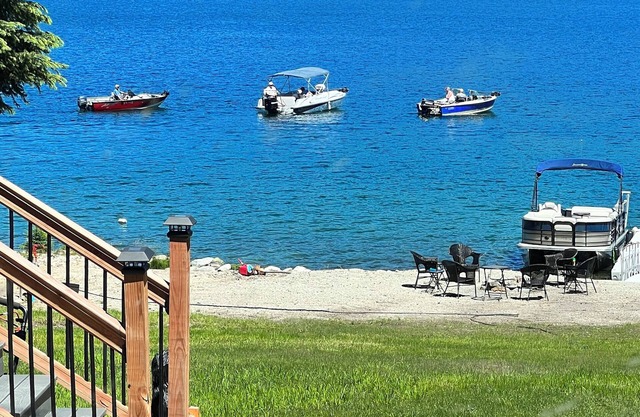 Montana waterfront, two lakefront cabins on McGregor Lake! Private dock sleeps 7