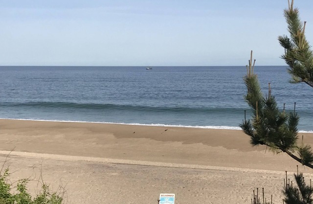 Montauk Hither Hills Walk to Beach