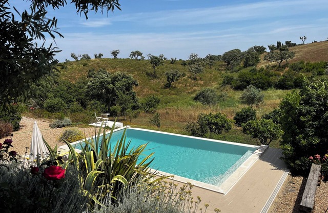 Monte Do Cardal Quinta - Spacious Villa with Pool
