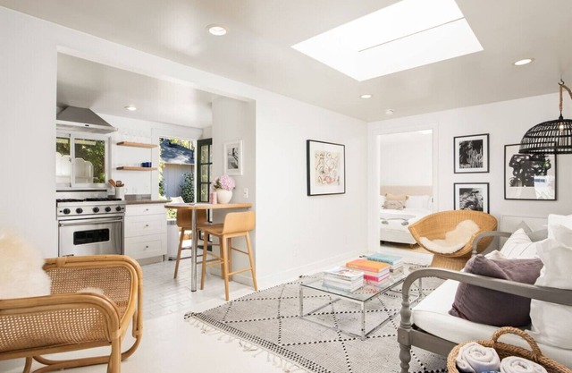 Montecito Miramar Beach Cottage