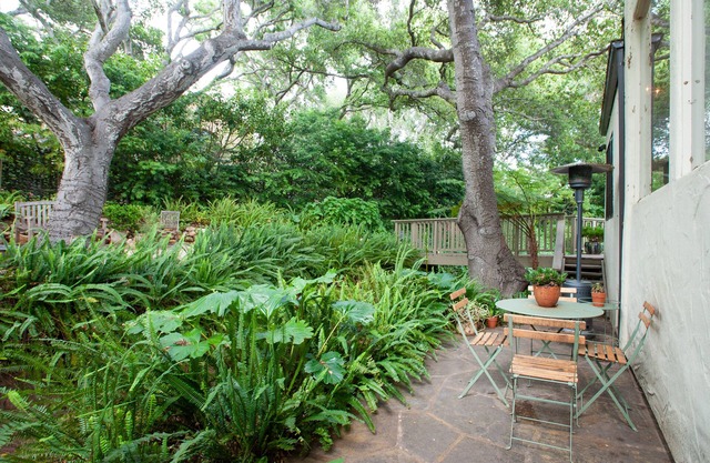 Montecito Quiet Oaks - Serenity and convenience meet at Quiet Oaks.