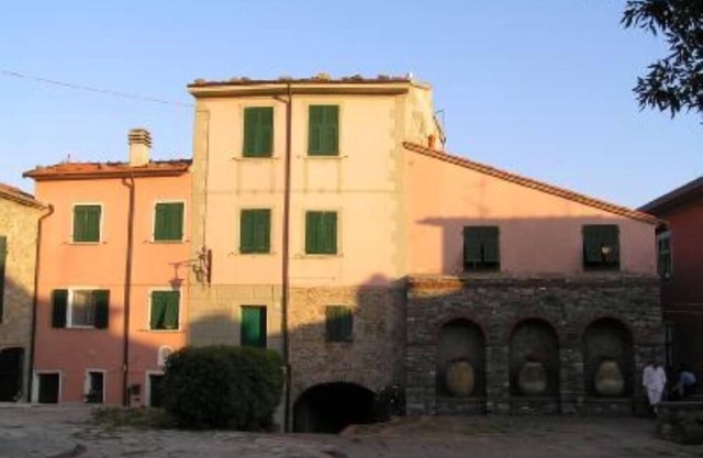 Montemarcello: Typical Ligurian House 5 Lands