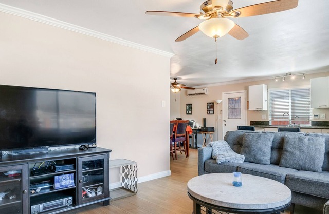 Monthly~Remodeled~Single Story~Next to Rancho Cucamonga/Fwy 10/ONT Airport~讲中文