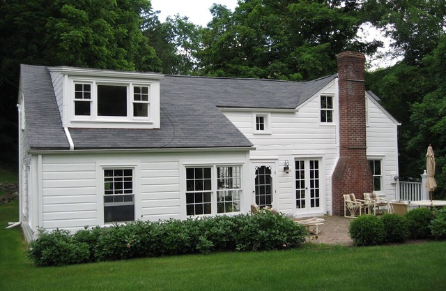 Monthly Rental-Eighteen hundreds farm house on seven acres